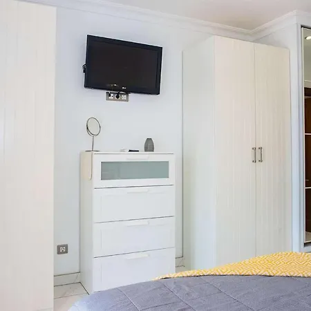 Olivia Holiday home